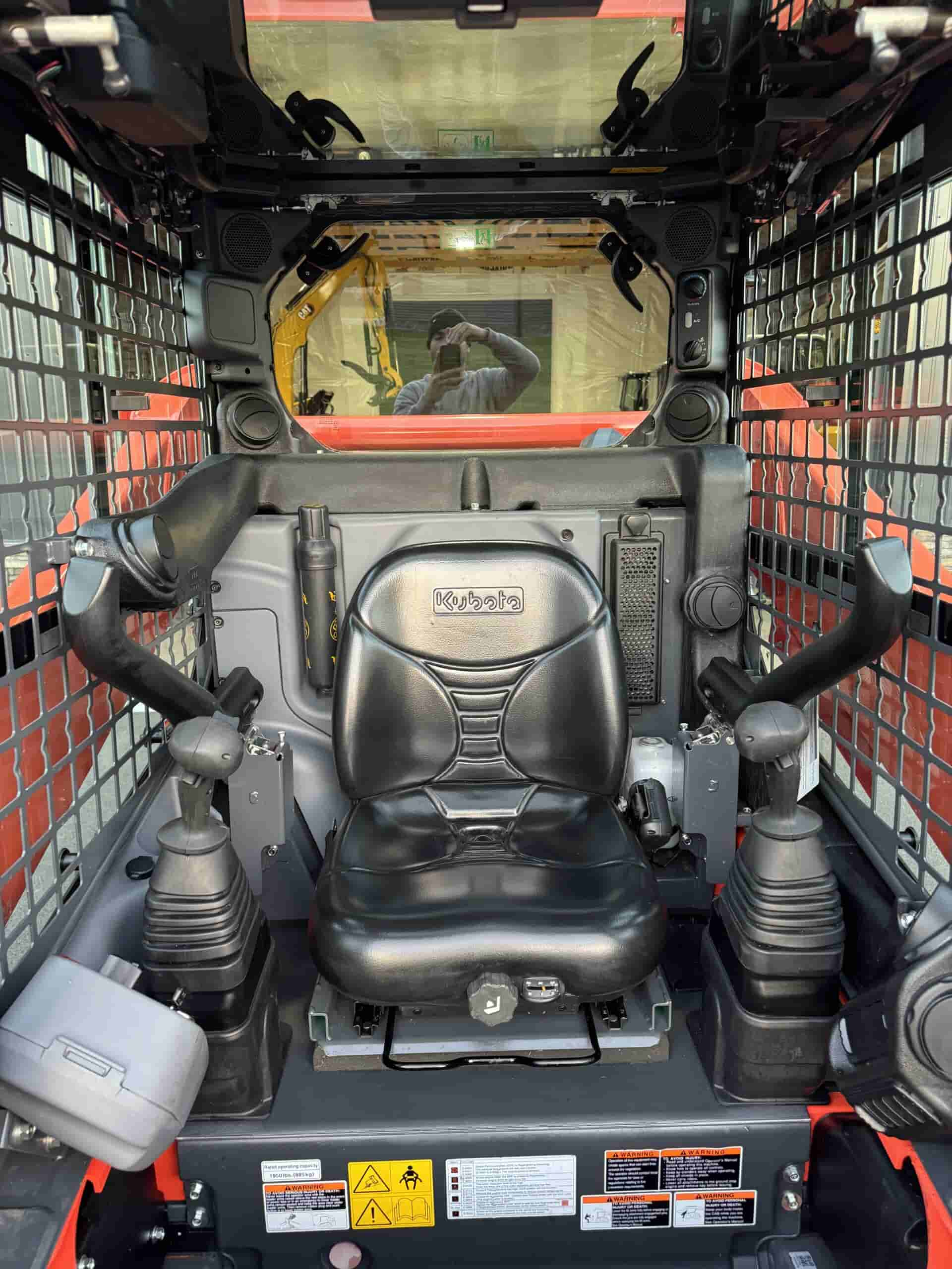 2022 KUBOTA SSV65 HIGH FLOW
